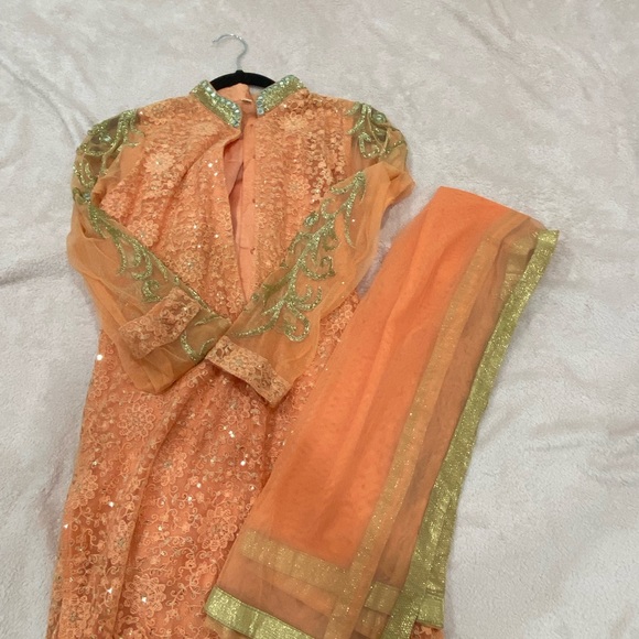 Peach shalwar full set - Picture 2 of 4